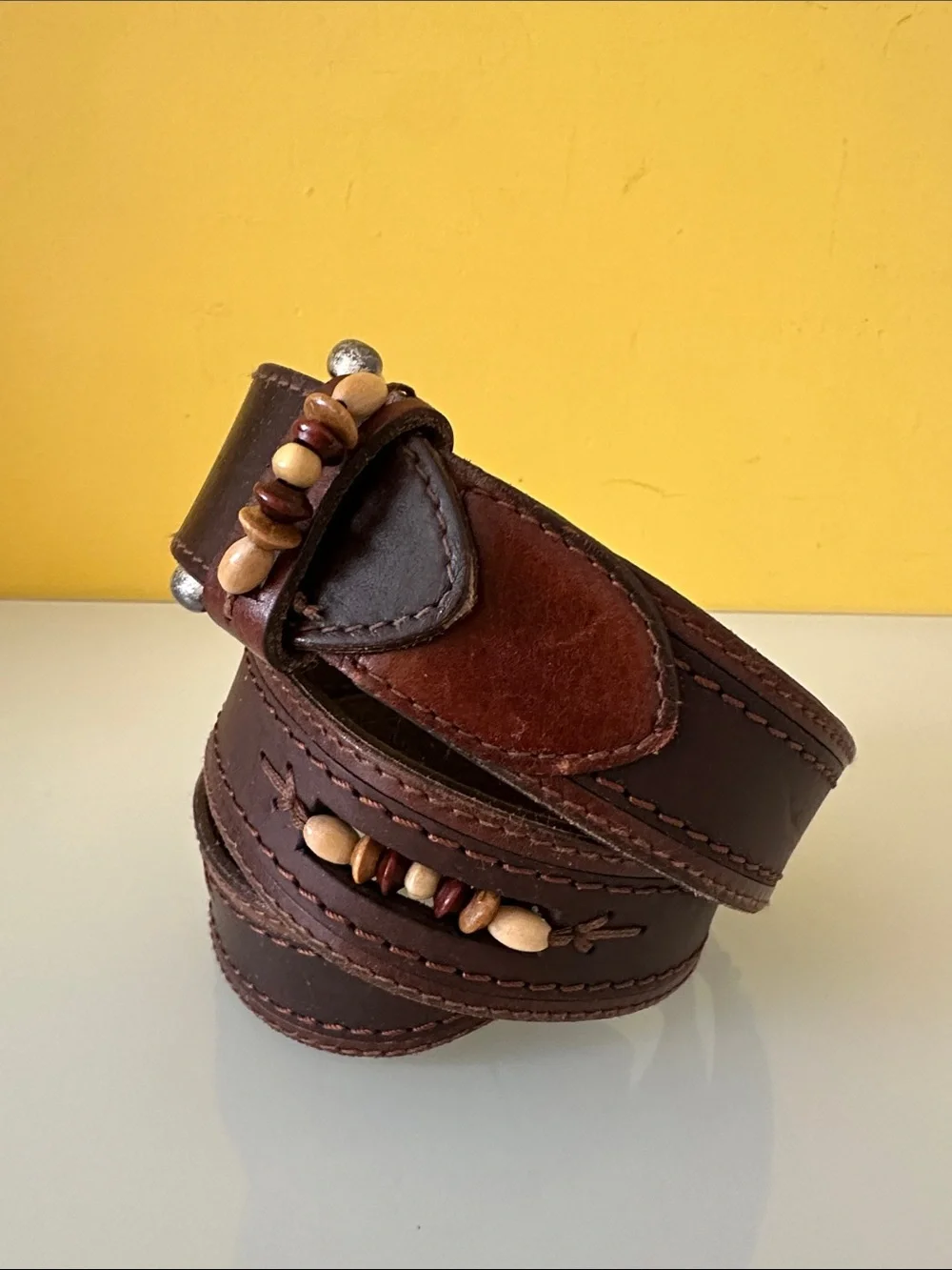 Vintage Solid Brass Buckle Men's Brown Leather Belt with Wooden Beads 32 in